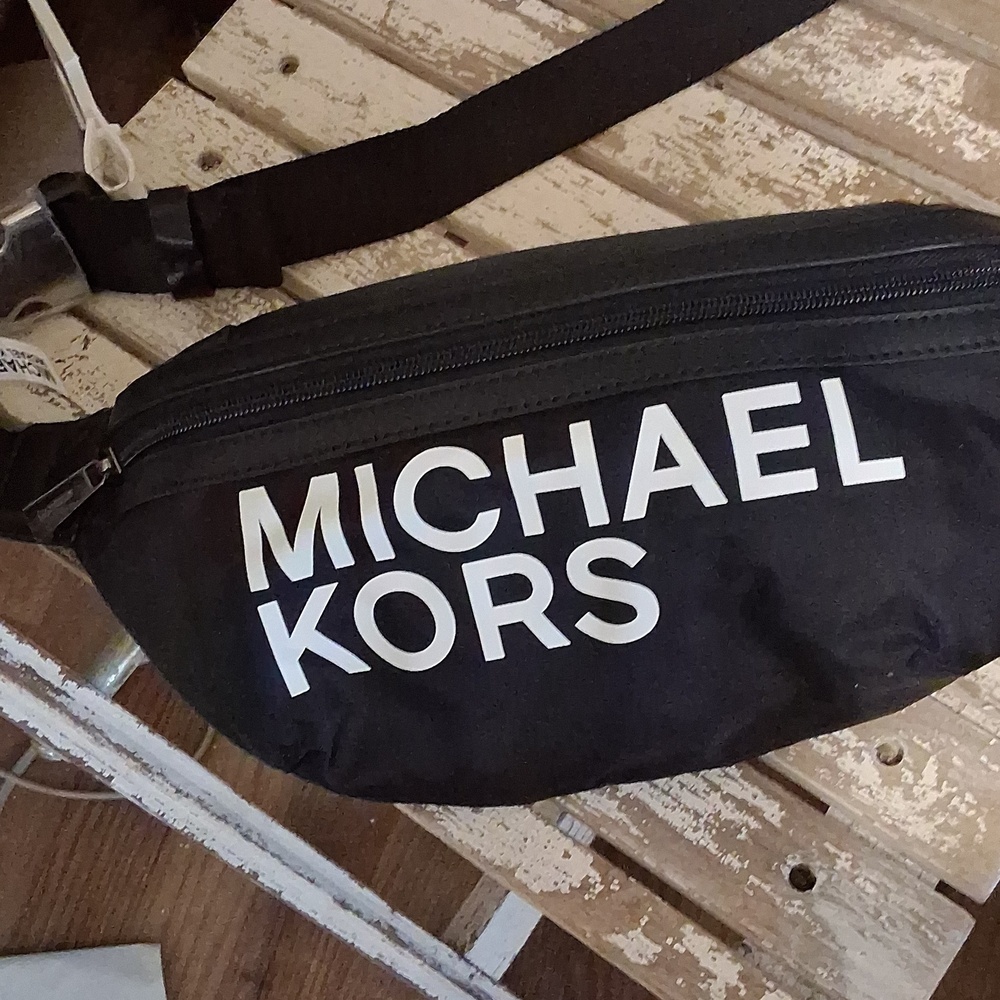 Michael Kors Fanny Pack Belt Bag